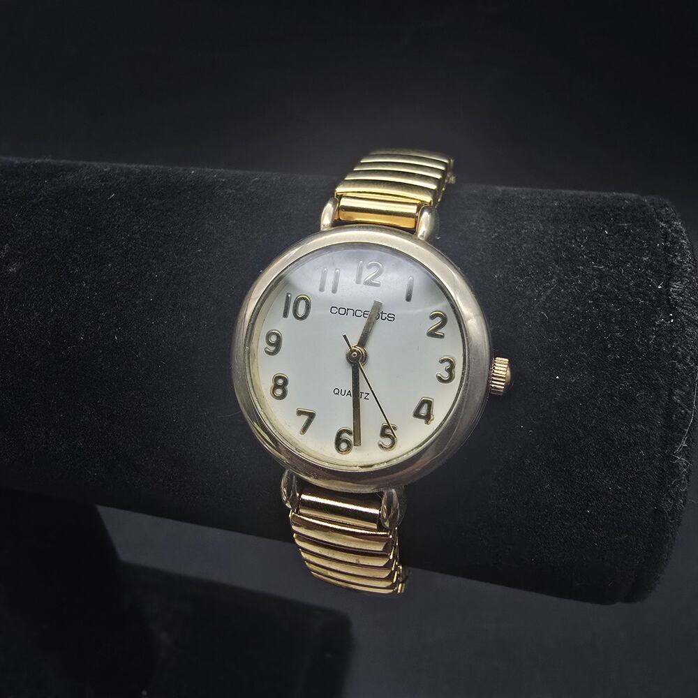 Vintage Concepts Gold Tone Quartz Watch WORKS Working